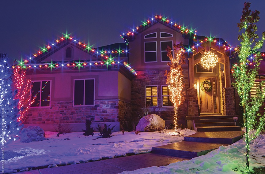 Installing Christmas Lights Outdoors